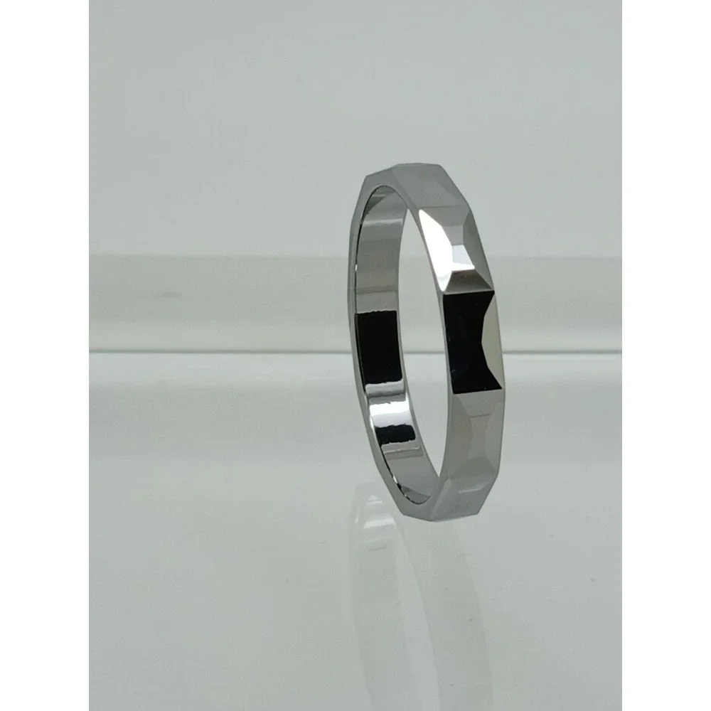 Vintage Tungsten Faceted Geometric Ring Silver Tone 4mm‎ Band Size 11.5 Y2K NOS
